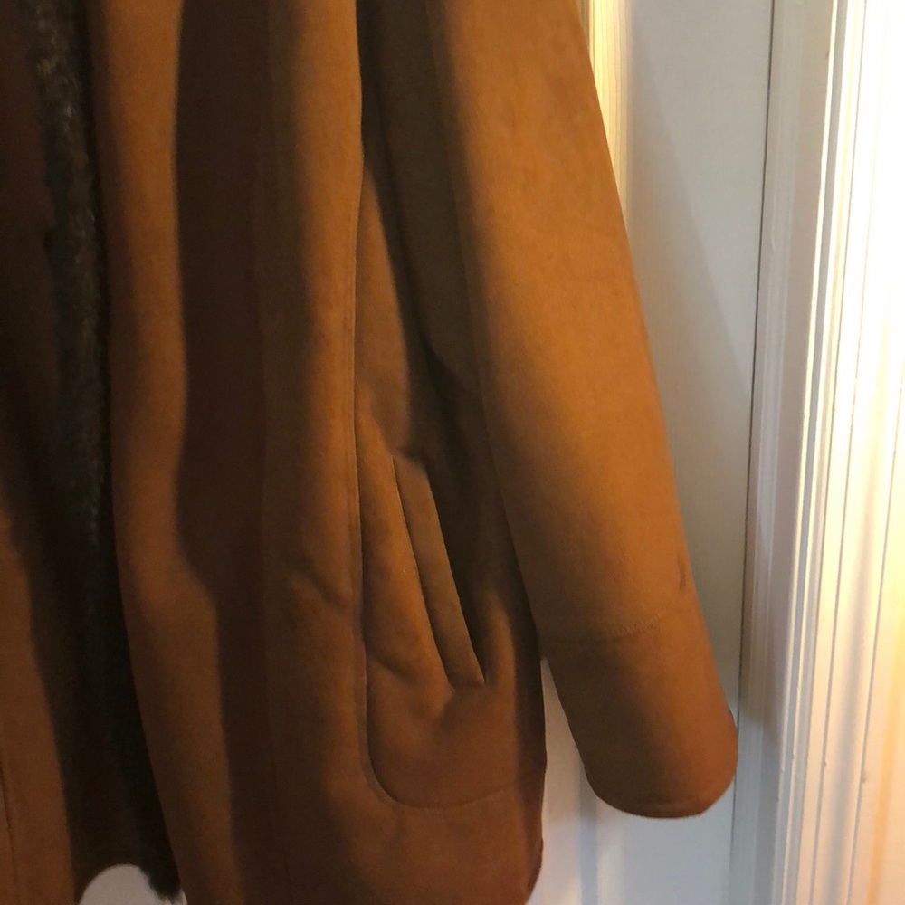 Coat - Picture 3 of 7